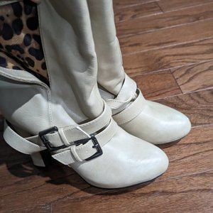 Champagne colored boots By Versona